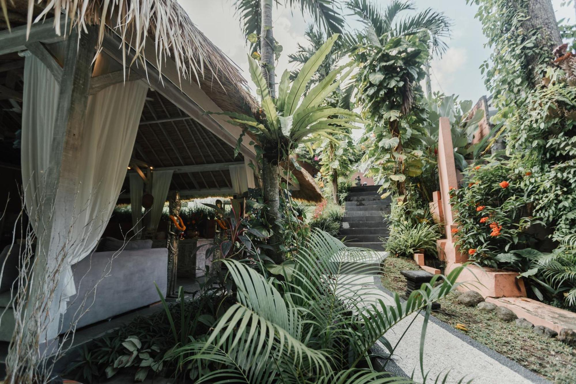 Maylie Bali Villa & Bungalows ชังกู ภายนอก รูปภาพ